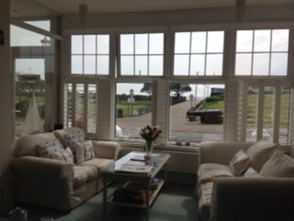 Bassets House Bed and Breakfast Eastbourne Eksteriør billede